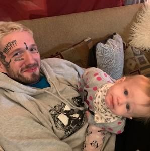 Meet your Posher, Scott